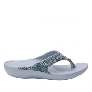 NEW ALEGRIA women's ode sandals in casual friday